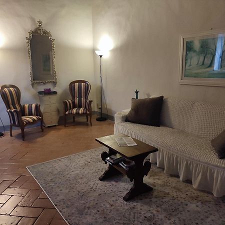 Otello Appartamento In Palazzo Storico - Palazzo Tolomei Флоренция Екстериор снимка
