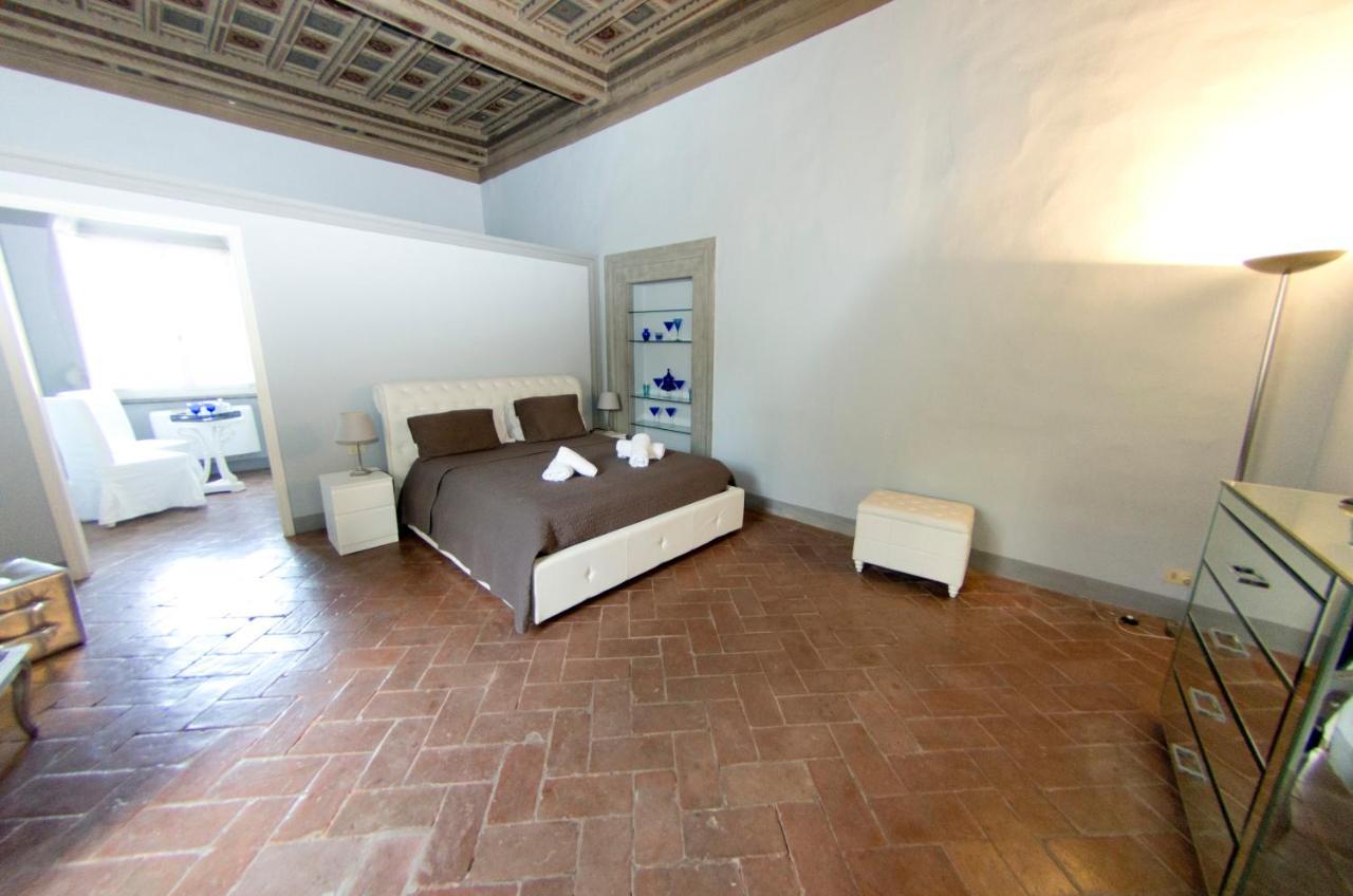 Otello Appartamento In Palazzo Storico - Palazzo Tolomei Флоренция Екстериор снимка